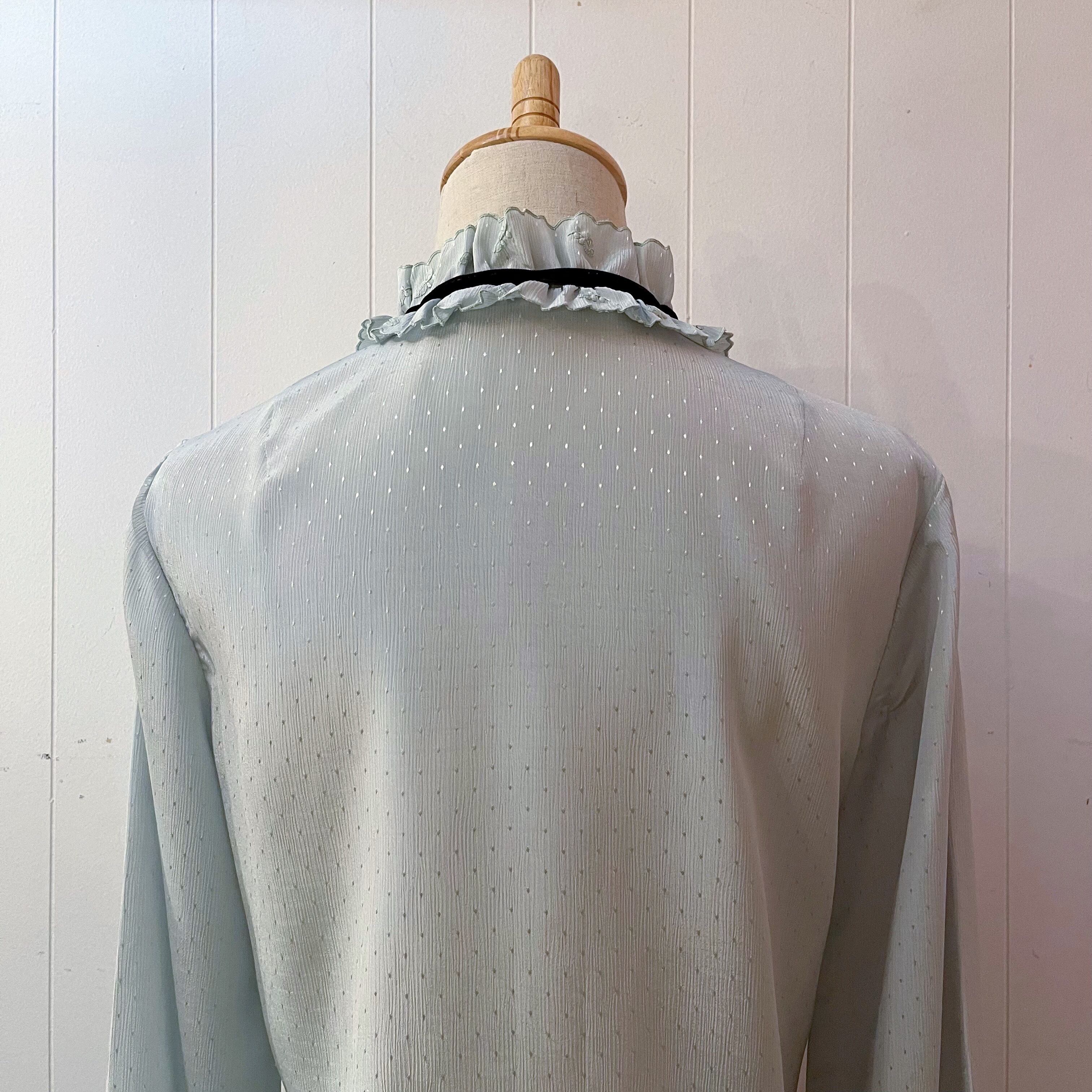 mint green velours ribbon blouse