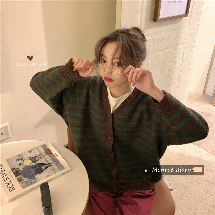 ストライプVネックセーター ショートスタイルニットスプリングルーズカーディガントップス 春物 モンロー22197073978