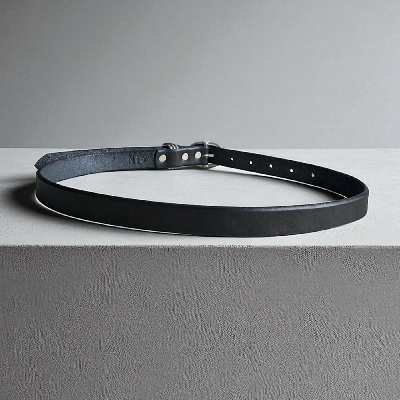 レザーベルト ナローベルト オーバルバックルベルト 【Nje-bt23