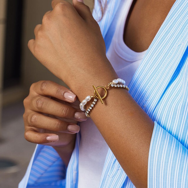 T31 - Pearl & Sparkle Bracelet