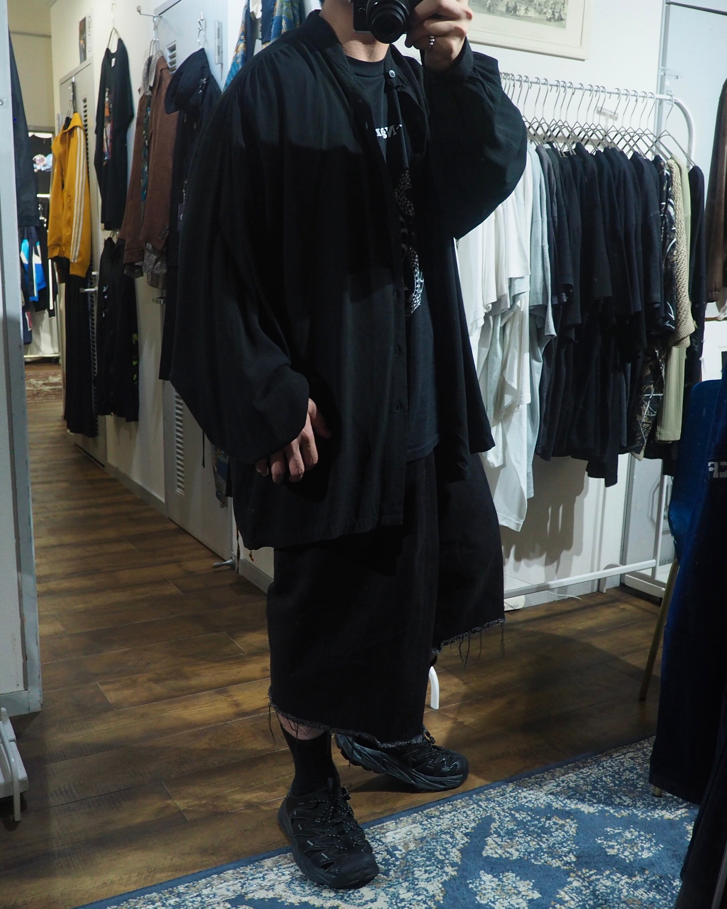 1980s " ANDROS - Special " Black Gather vintage Drape loose No collar Shirt (Made in Canada)