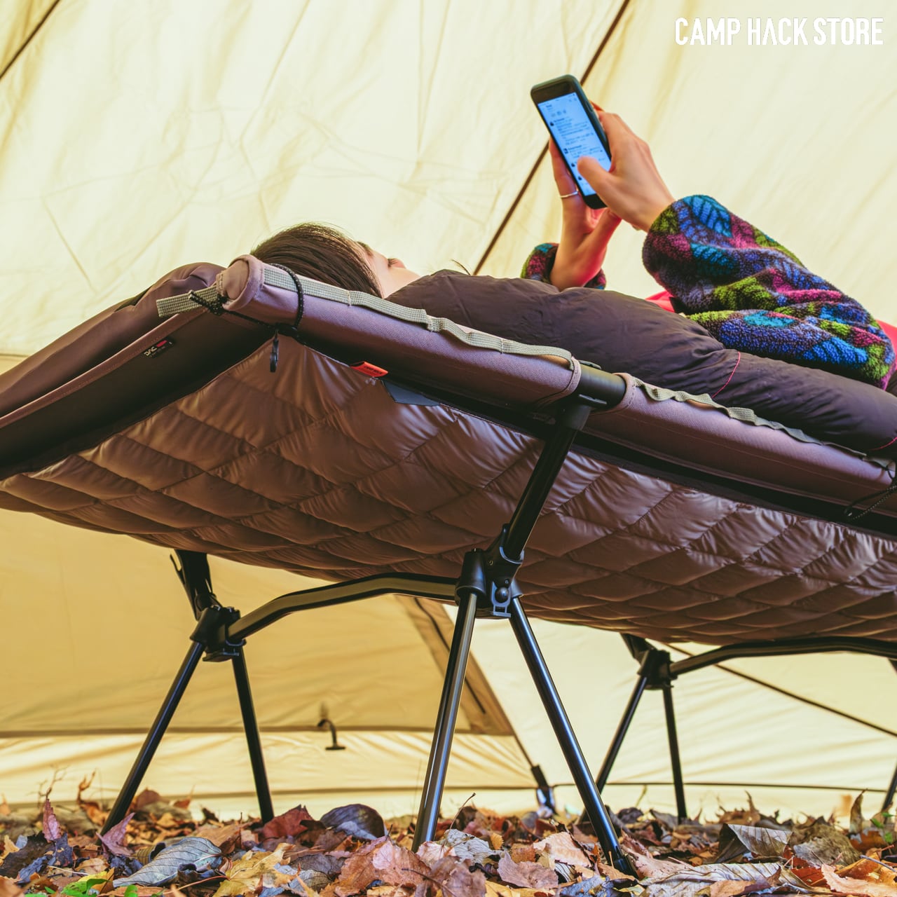 底冷えを防ぐ「ワイドダウンブランケット」 | CAMP HACK STORE