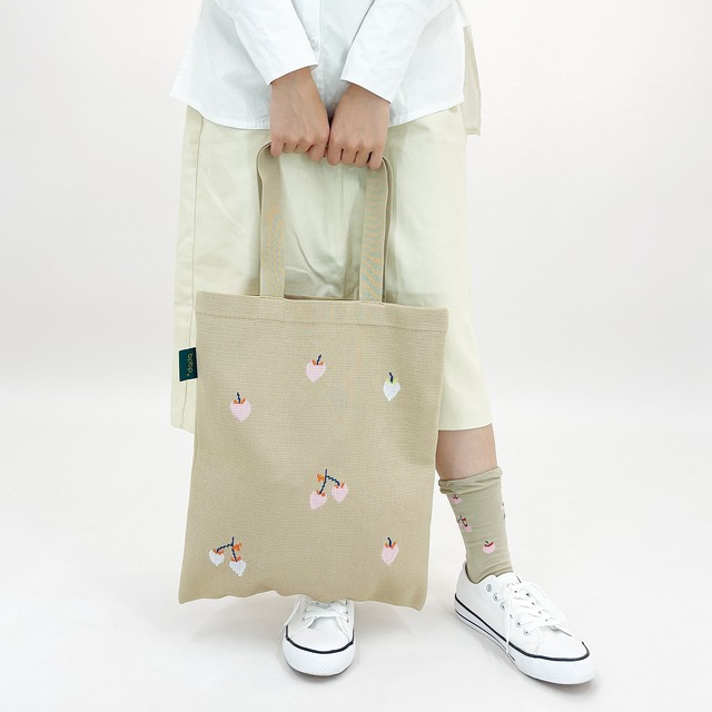 【Aiko Fukawa】布川愛子 KNIT TOTE BAG  お花を運ぶうさぎ ニットトートバッグ