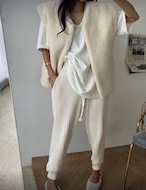【新作5%OFF・3日間】Over-fit Chunky Boa Vest_2colors