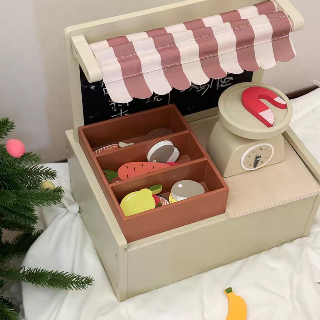 木のおもちゃ八百屋さんごっこ 黒板付き 野菜果物 知育玩具 収納
