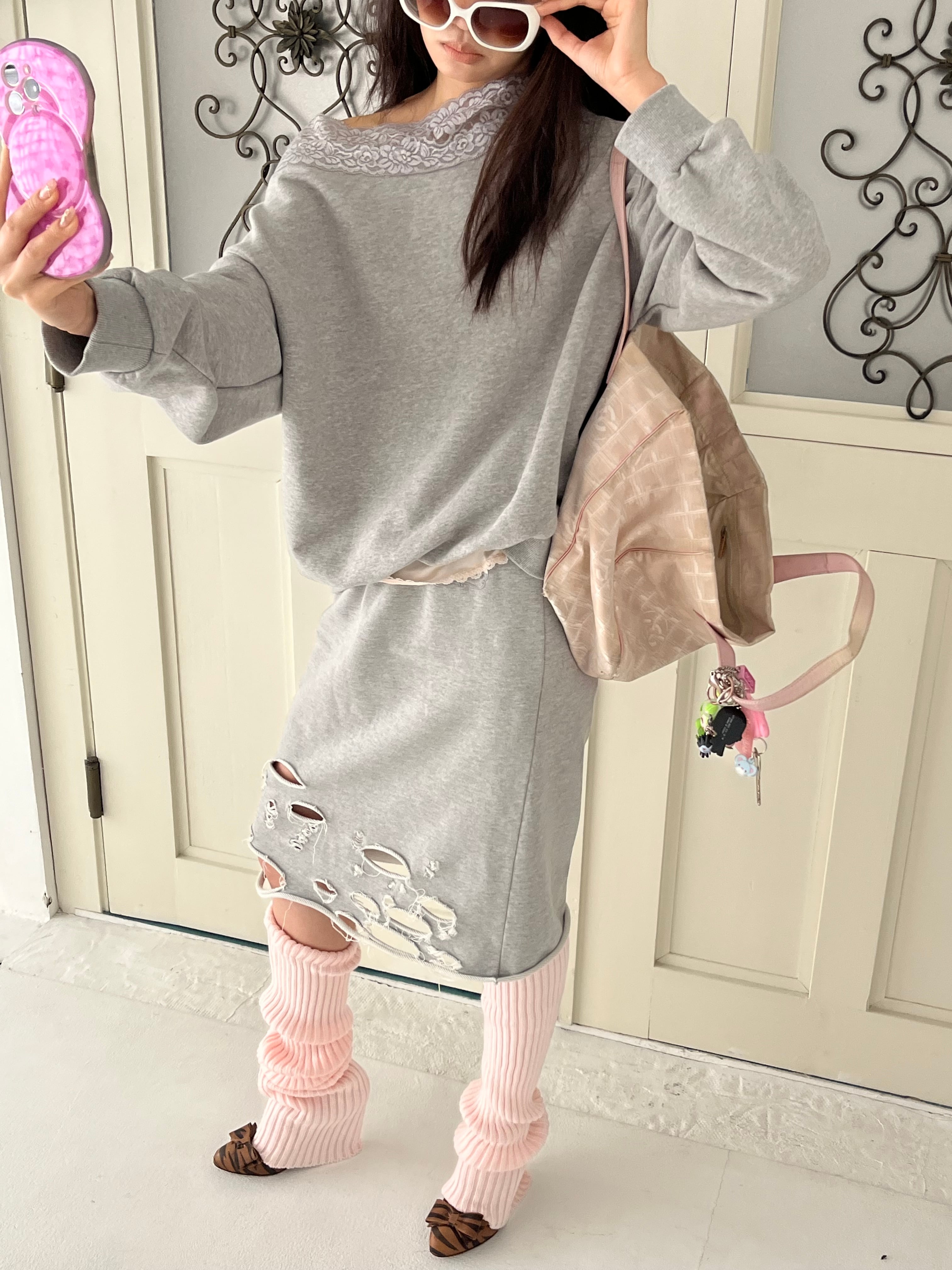 Dlys Off shoulder sweat shirts gray | n.k atelier