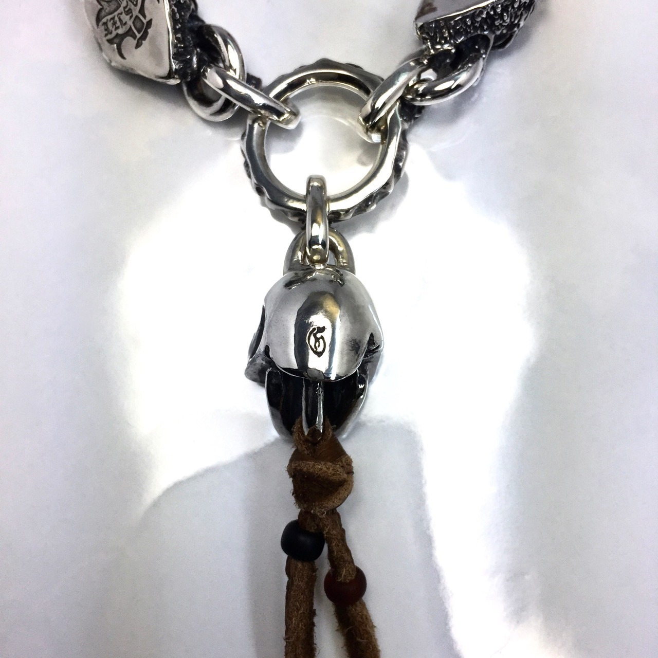 LEATHER NECKLACE 2 BEADS [SKULL & WOLVES] / スカル＆ウルヴスレザーネックレス