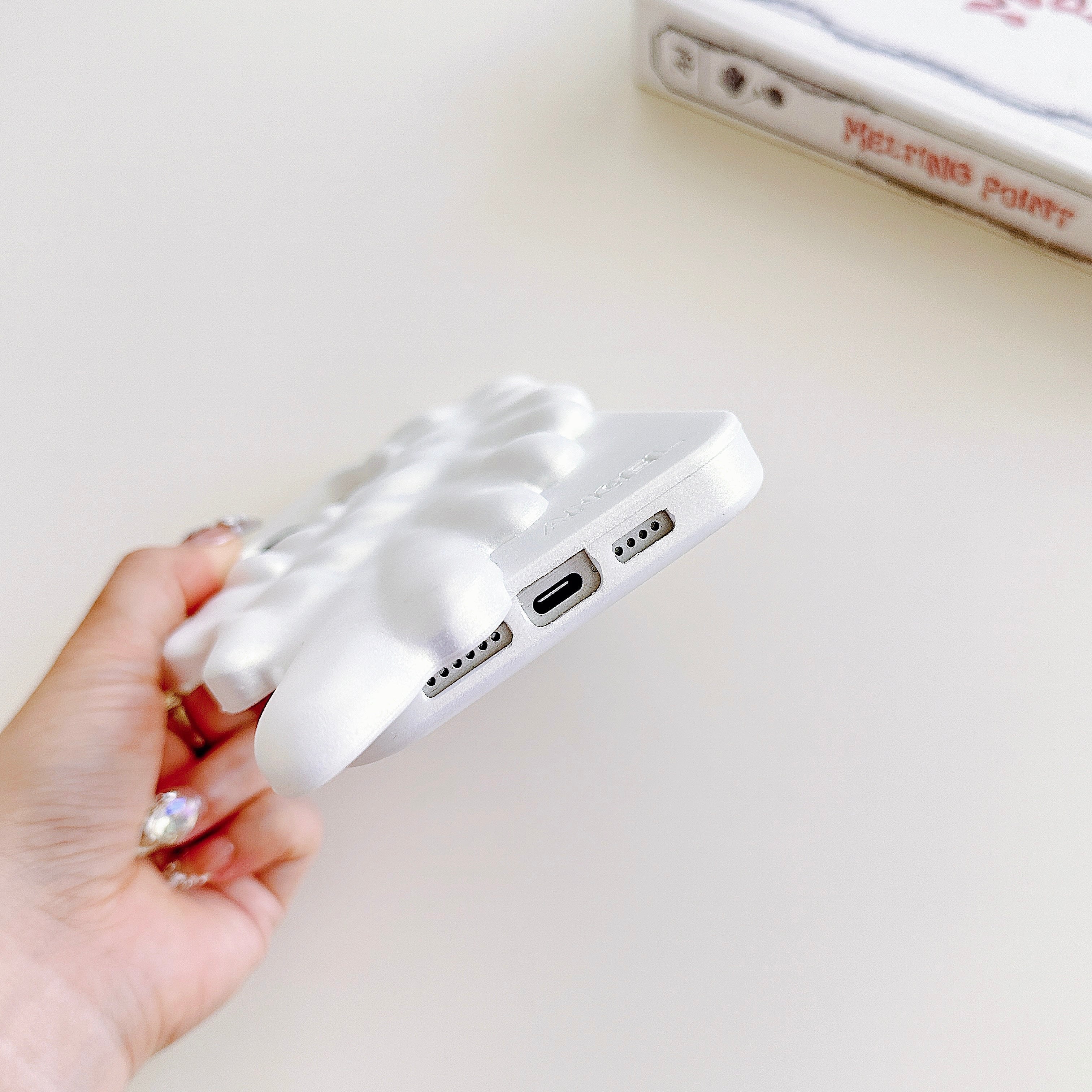 天使の翼 iPhone 17 16 15 14 13 ケース おしゃれ シリコンケース