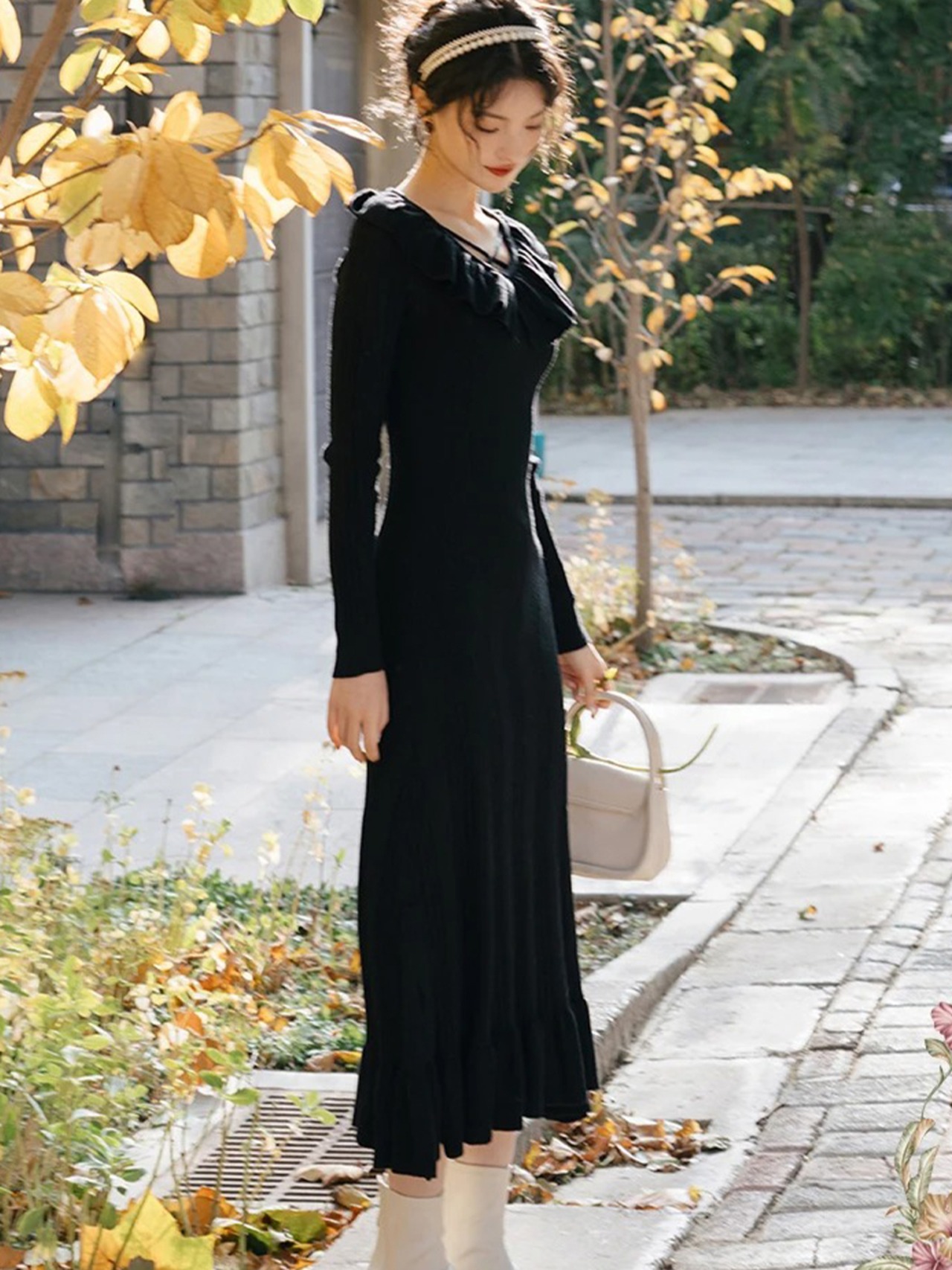 【0109】Ruffle Collar Rib Knit Long Sleeve Dress