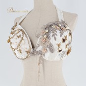 ベリーダンス オリエンタル 衣装 トップス ベルト セット ホワイト系 蝶 花 アーム アーム飾り 腕飾り ラインストーン チェーン 白 金 かわいい 爽やか 明るい ダンス衣装 ステージ イベント キラキラ 華やか シルバー系 ゴールド系