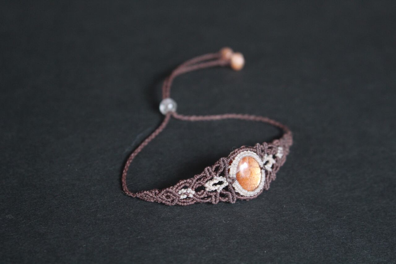 Sunstone micro macrame bracelet