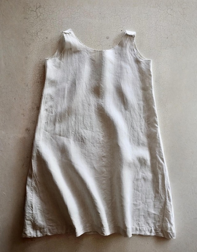 フランス 1900s リネン 空虚な球の遊戯とモノグラムワンピース アンティーク