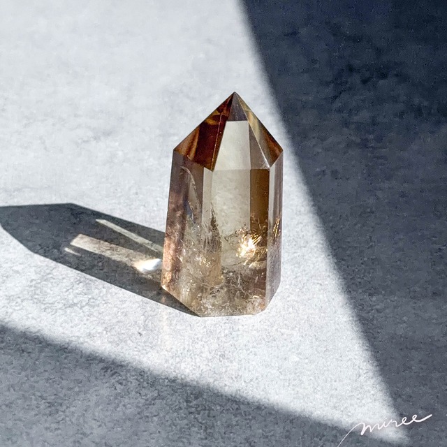 光のしずく｜シトリン ミニタワー（虹入り） citrine002