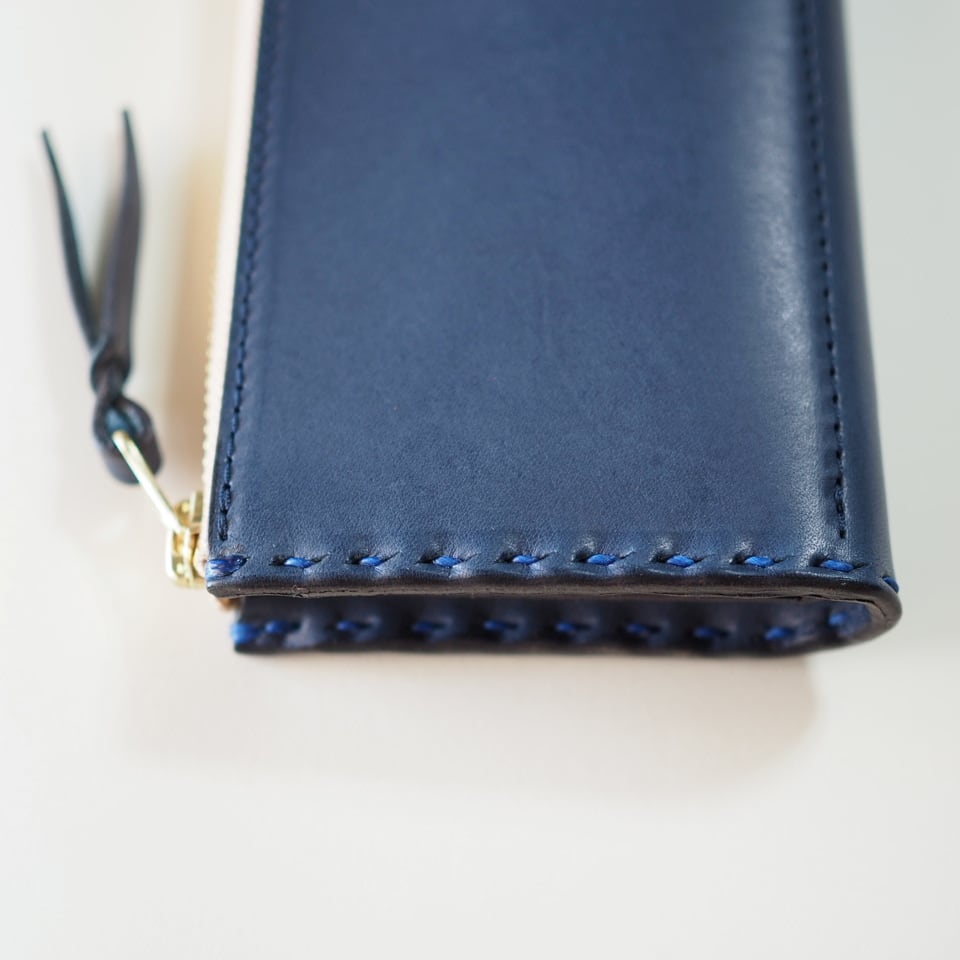 L字ファスナーの短め長財布 / ネイビー | 皮美輝や