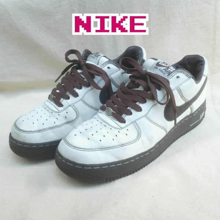 ○★新品 未使用 NIKE  エア フォース ワン '07 定番スニーカー 23