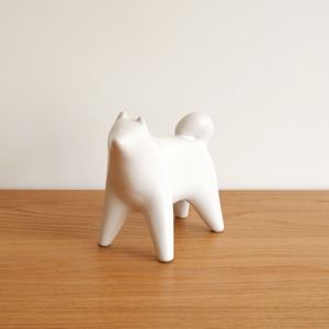 白い日本犬　陶磁器
