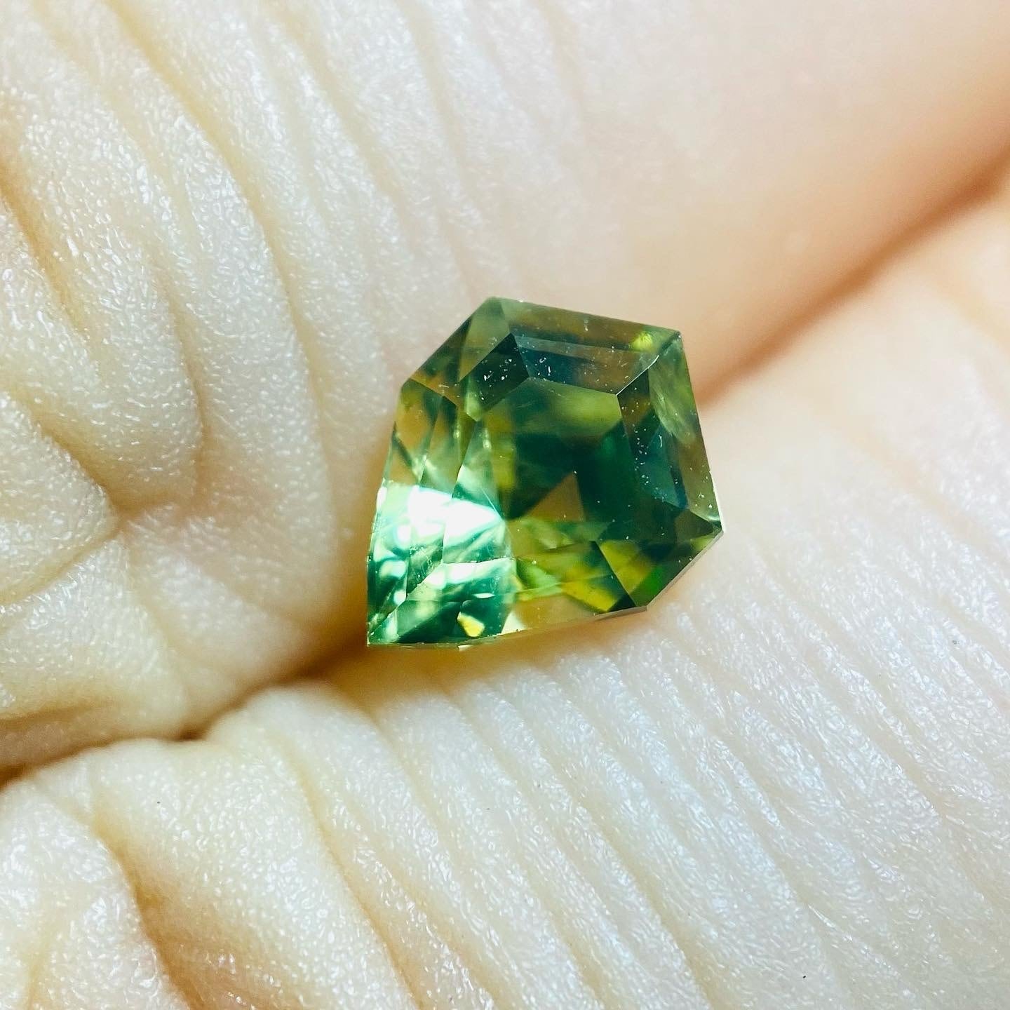 騎士なお守りサファイア