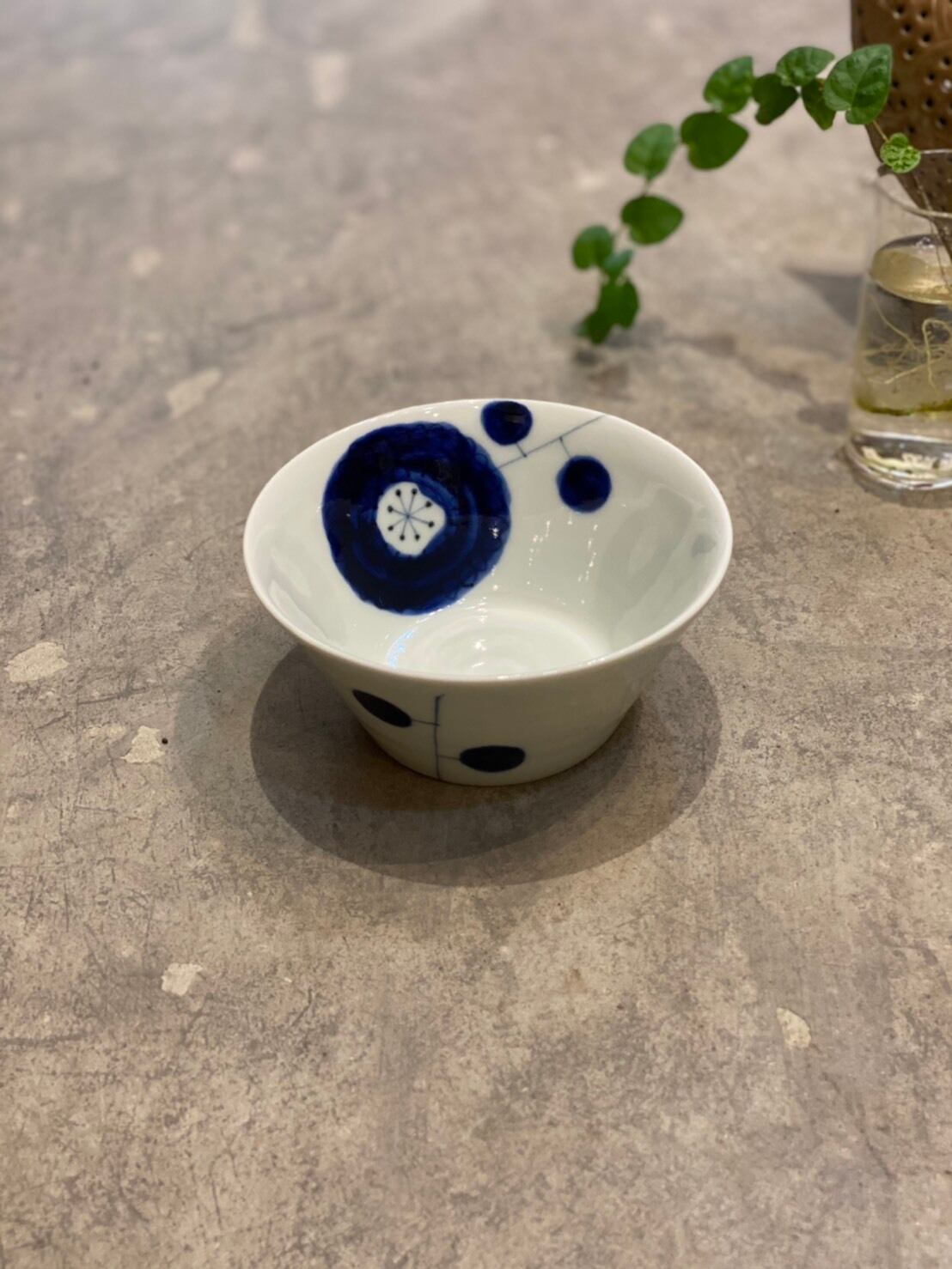 反鉢(S) 輪花