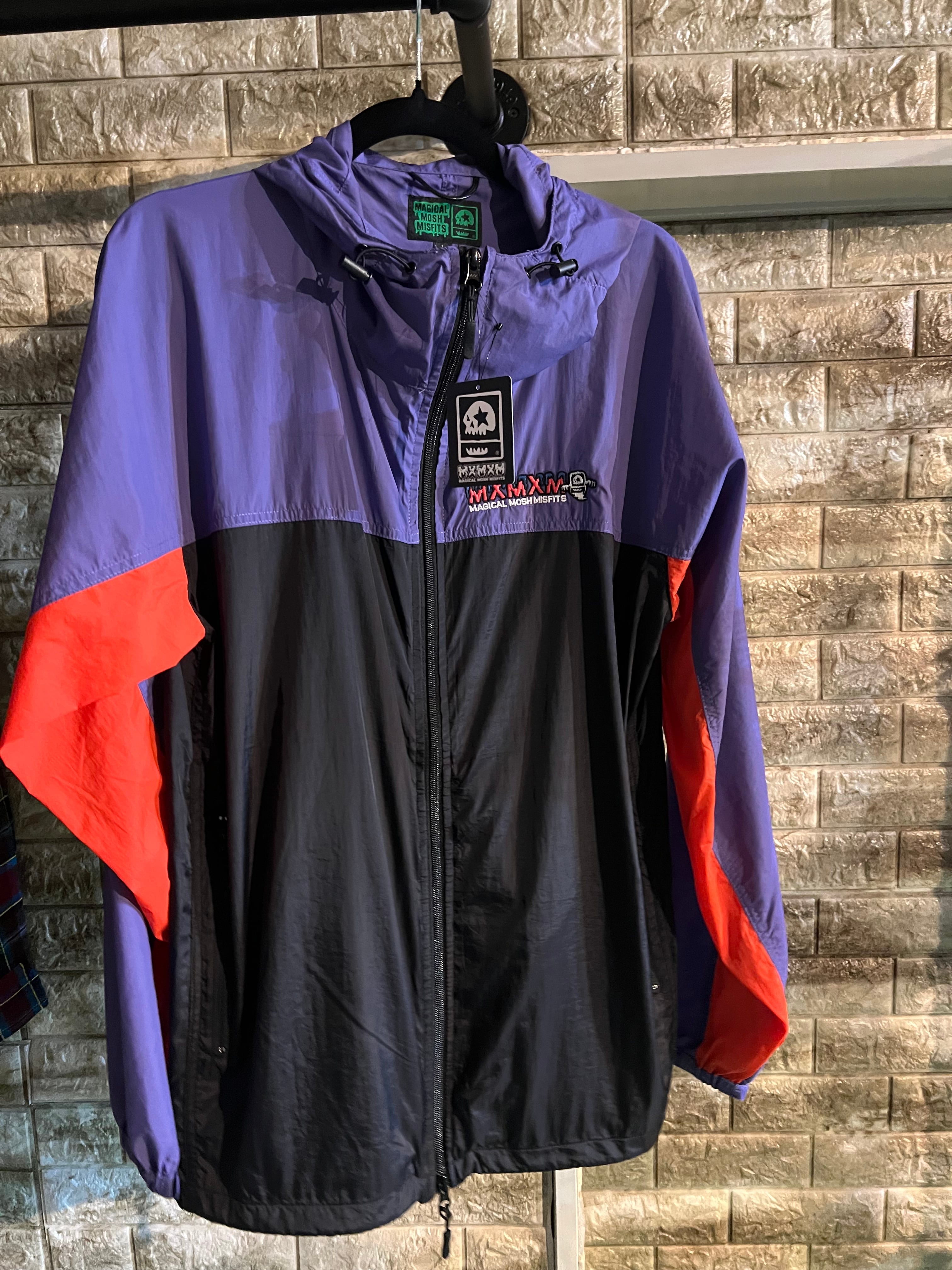 古着 スターター NHLピッツバーグ ペンギンズ ナイロンジャケット XL オフィシャル NHL ピッツバーグ・ペンギンズ チームロゴ 刺繍 中綿