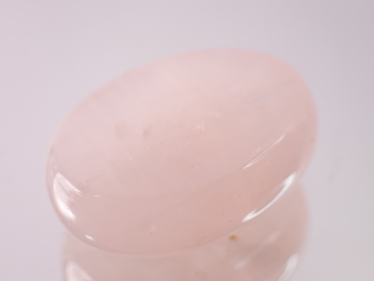 【定期便利用者様限定】ルーン文字入り　ローズクォーツ　 [D1-51]