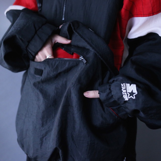 "STARTER×BULLS" over silhouette good coloring anorak parka