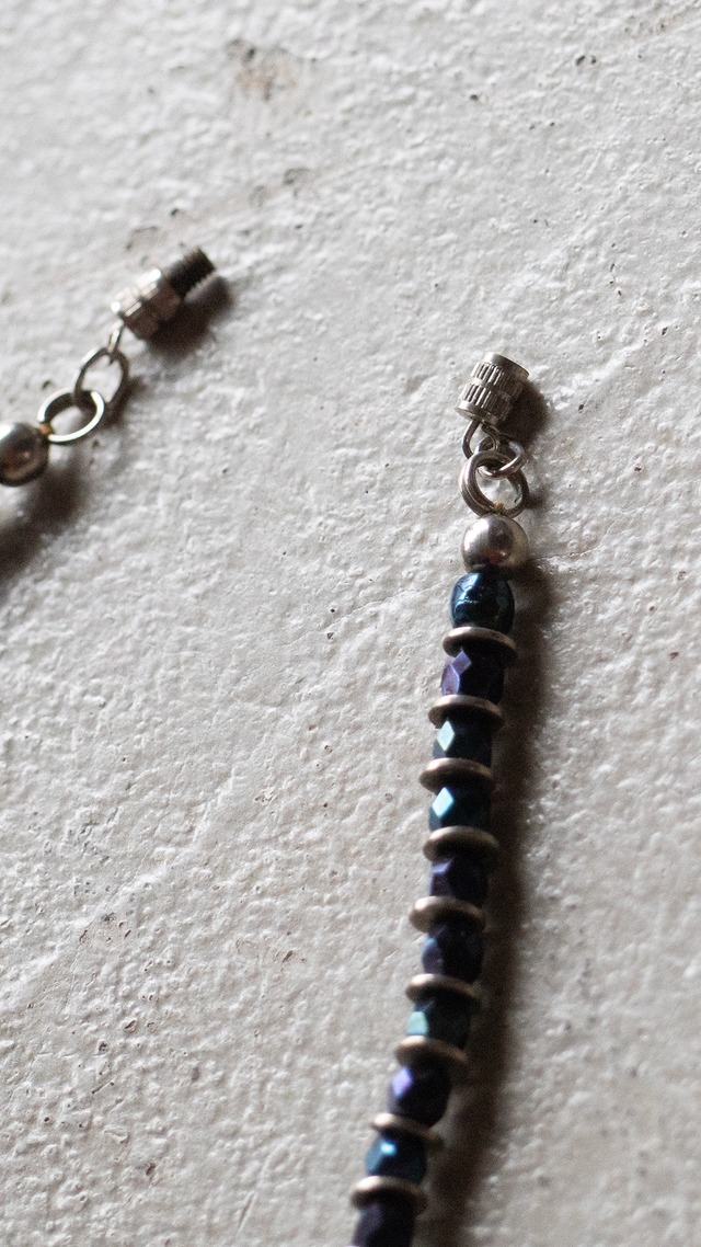 unknown 1980s Faceted glass beads necklace