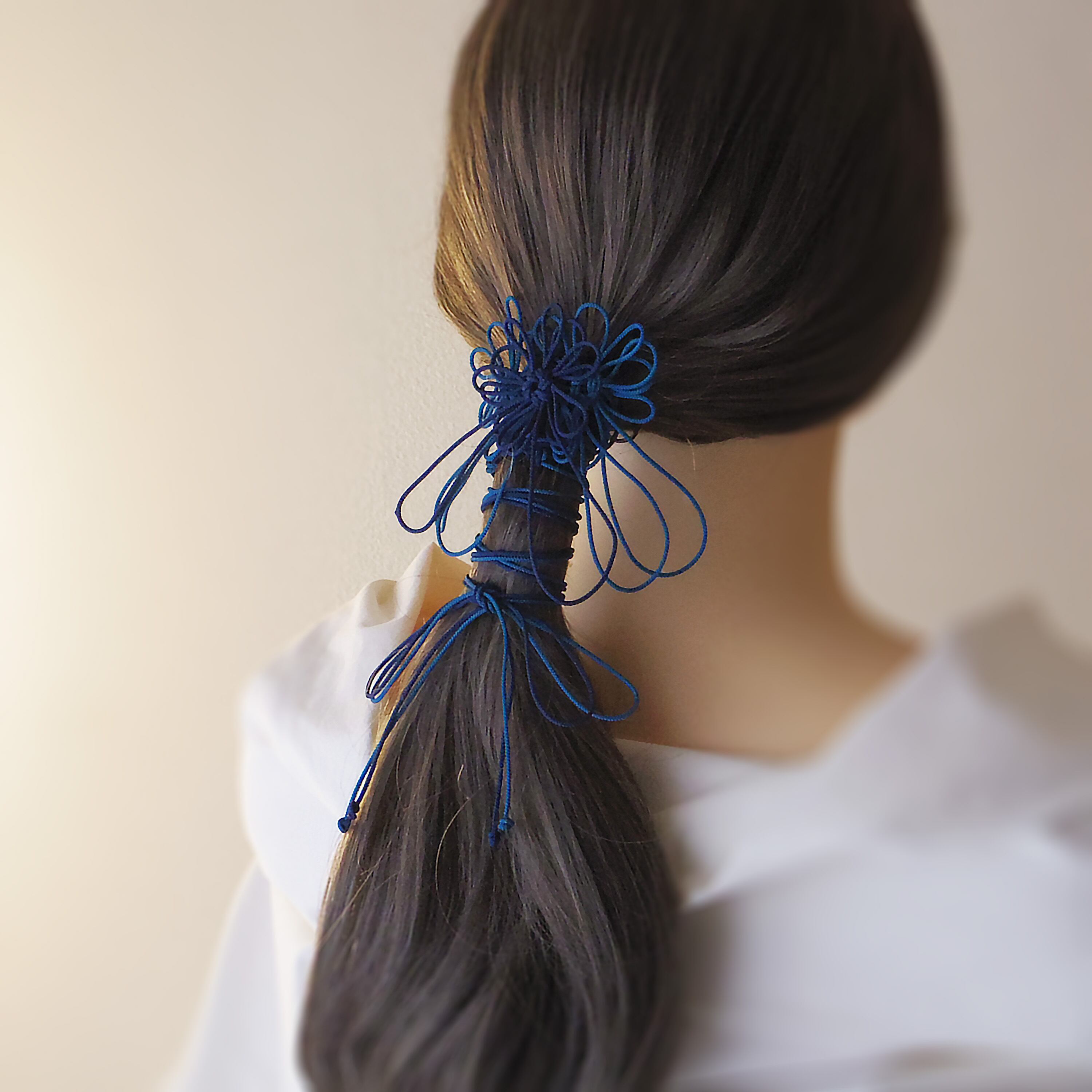 飾り結びヘアゴム「其ノ言ニ時」(濃青×淡青)|着物・浴衣に簡単アレンジで和装ヘア