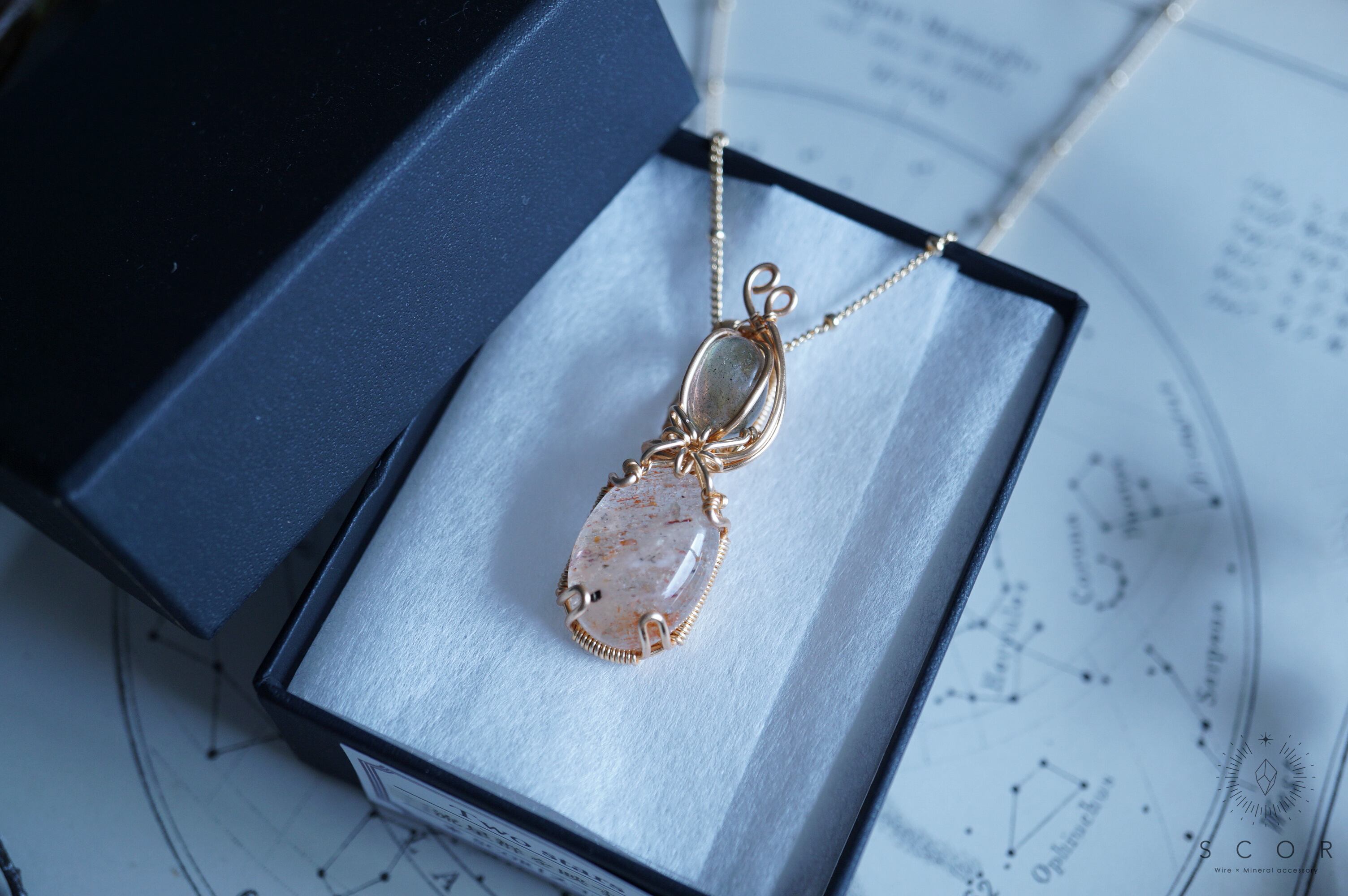 動画あり】Two stars - 流星群を映す星 (pt438-sr-g)（サンストーン