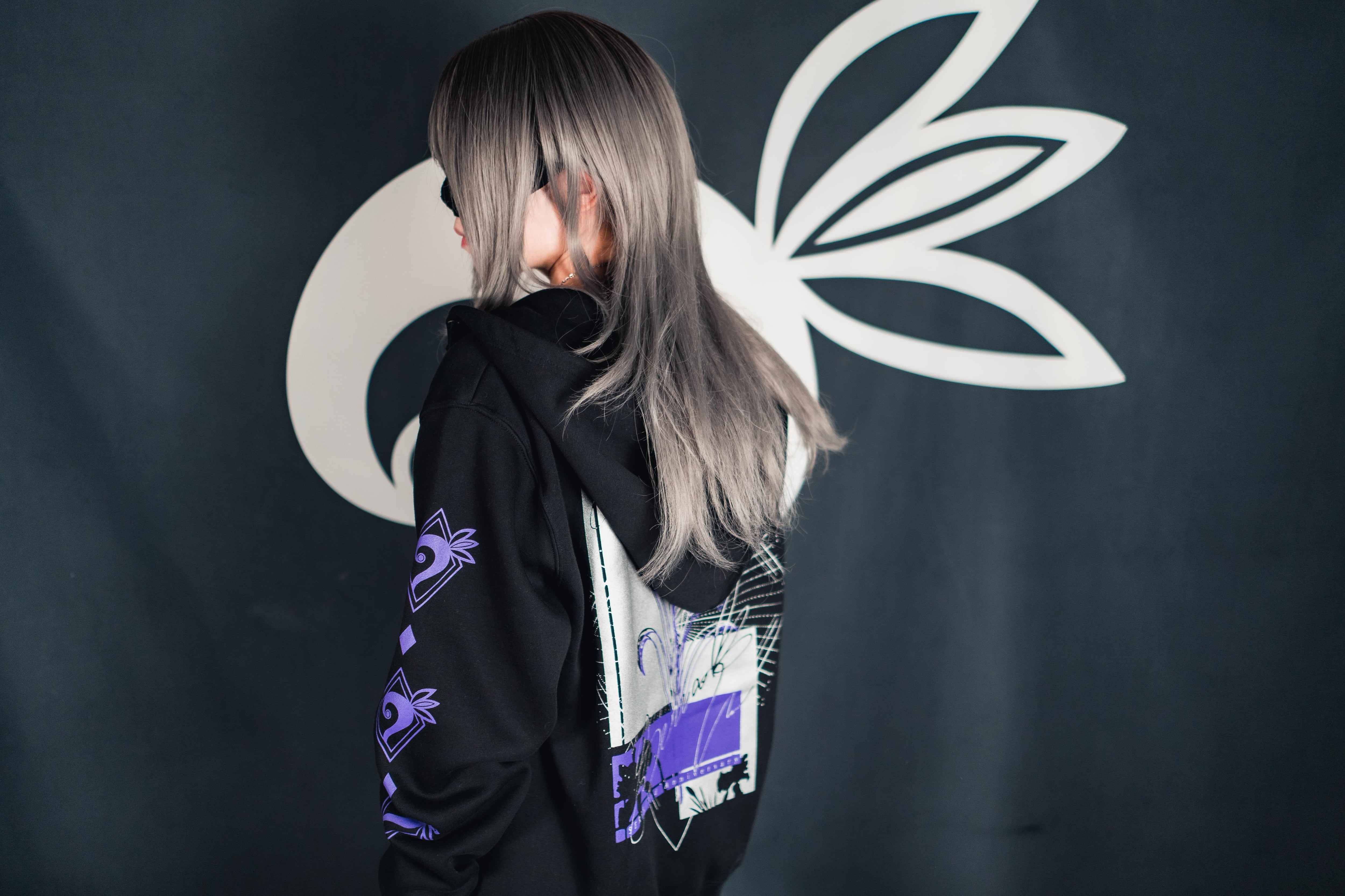 受注生産限定】3周年記念アイリスジップアップパーカー (BLACK