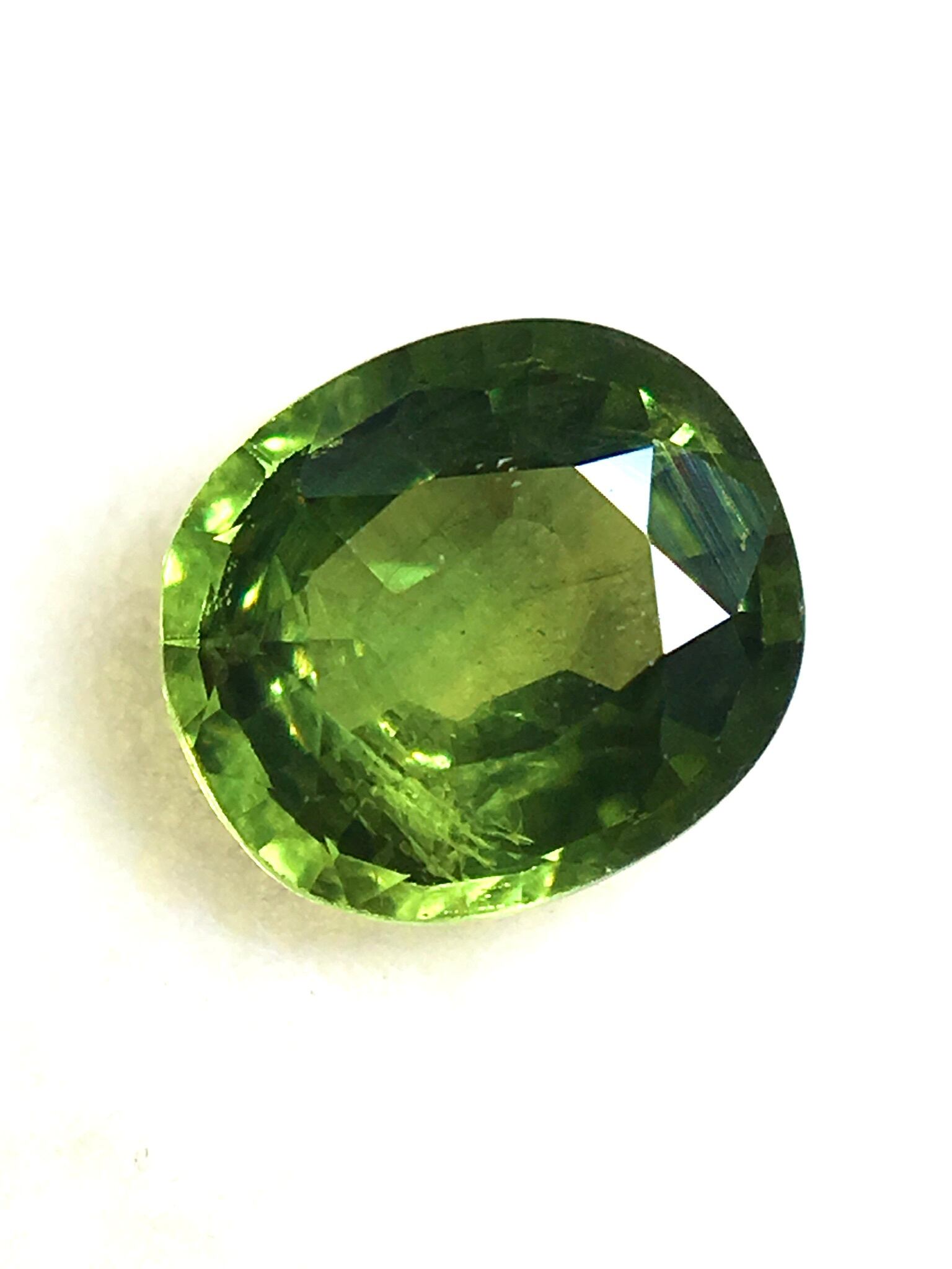 落ち着いた翠に煌くブリリアンス 0.8ct 天然 グリーンサファイア ルース | Frederick’s Gems&Jewelry powered  by BASE