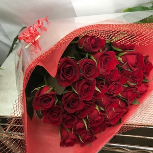 赤バラ30本の花束　地域限定・配送無料
