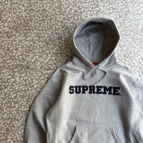 Supreme / college logo hoodie size L