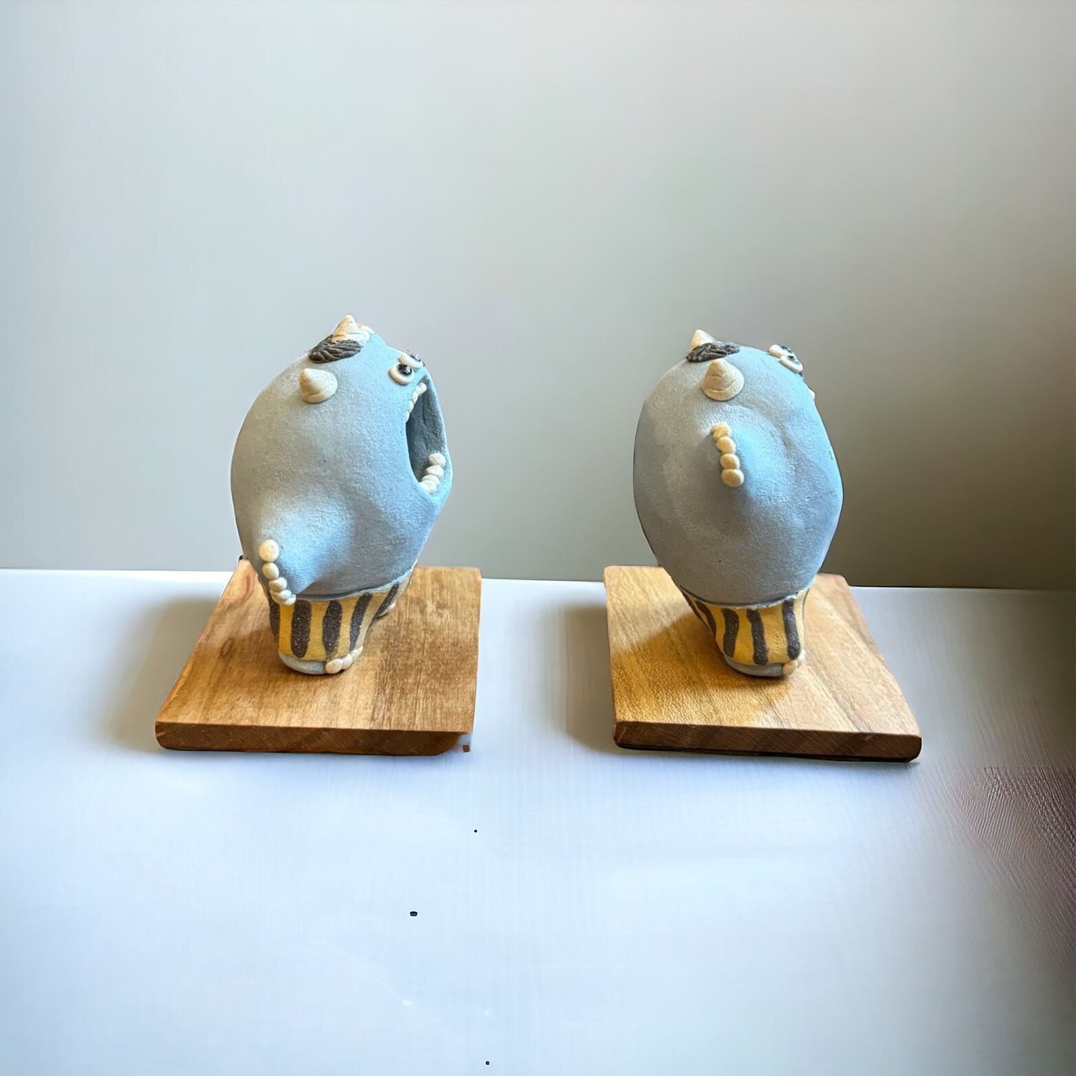 ハンドメイド陶製置き物8個セット ハンドメイド陶製置き物8個セット