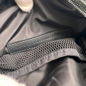 BALENCIAGA バレンシアガ ナイロン ショルダーバッグ 黒 A-13622