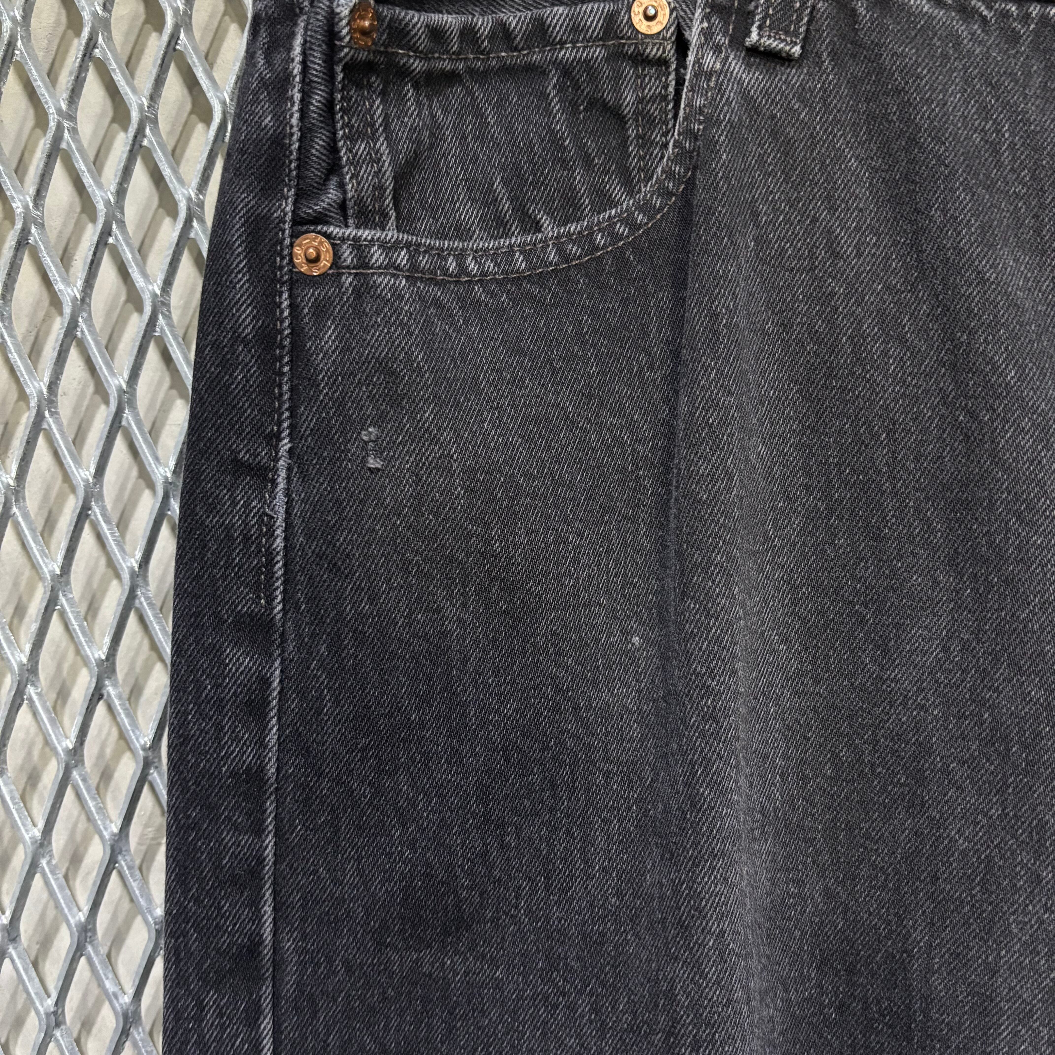90s【Levi's】501 Black Denim Pants USA製 | the Holic vintage clothing
