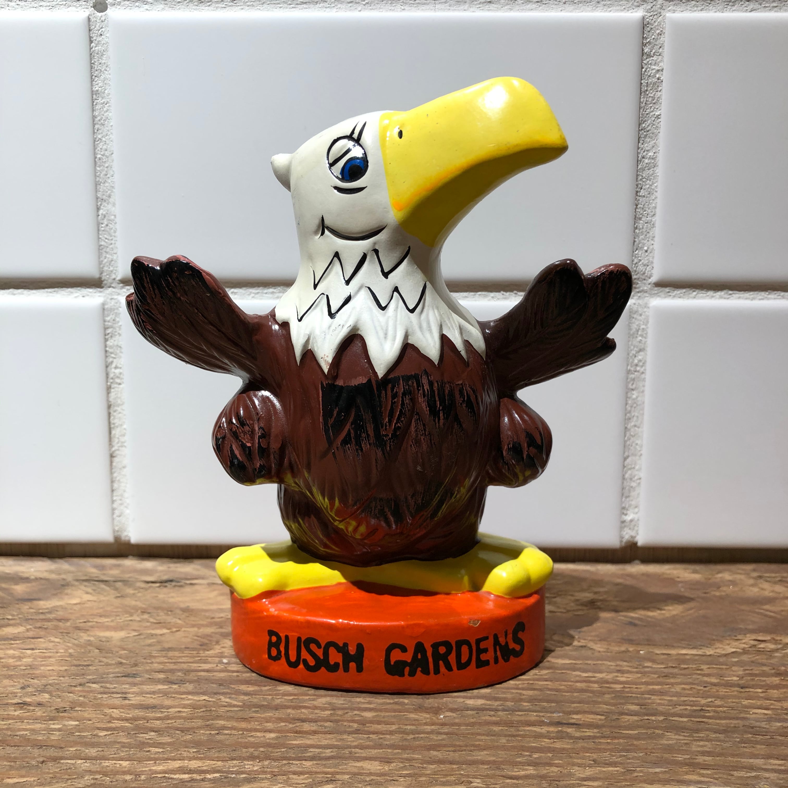 BUSCH GARDENS EAGLE / COIN BANK