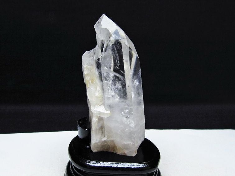 水晶 クラスター マダガスカル産 台座付属 水晶 原石 一点物 182-9376