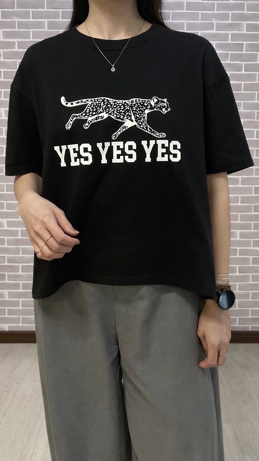 Margaux vintage ジャガーTシャツ 2026 MG-CT-26034-S レディース フリーサイズ マルゴーヴィンテージ ブラック チャコール ホワイト