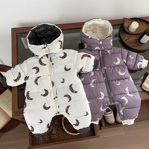 【冬作】月柄フート付きオールインワン　全2色