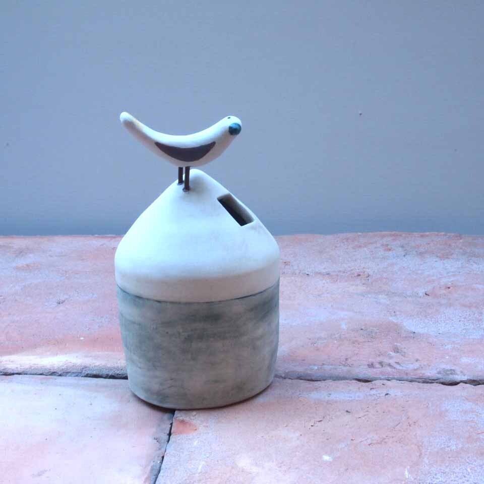 草舟・金子佐知恵(陶) トリ小屋花器