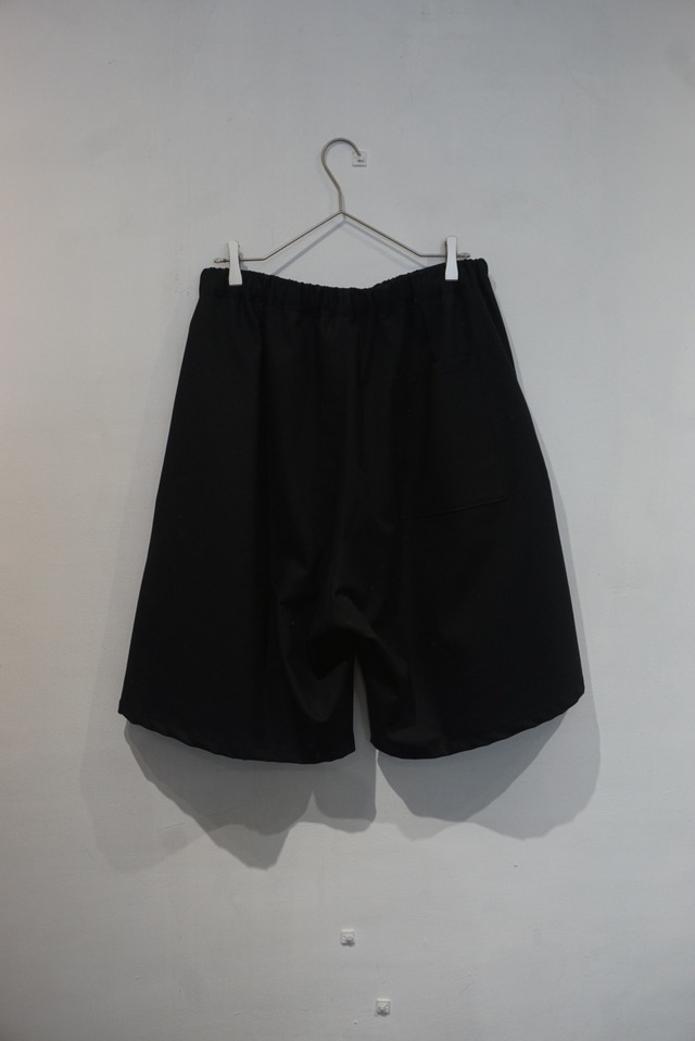 NiLS / short pants