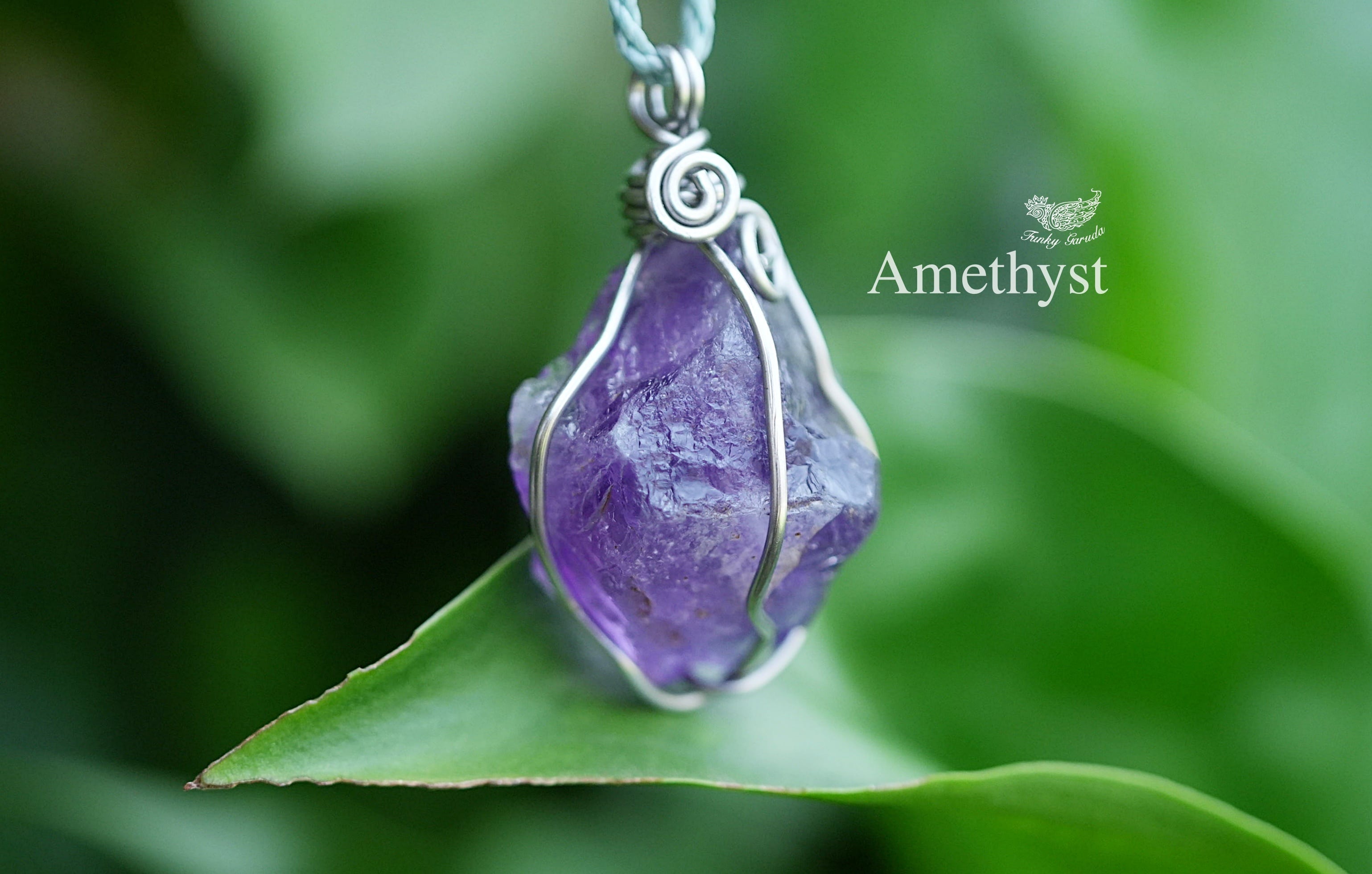 紫の奇跡★アメジスト原石 ワイヤーアートペンダント1672
