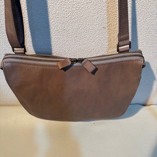 B.stuff　ナイロンコンビショルダーバッグ(ピジョン)