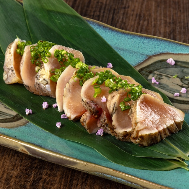 究極の自家製たたき☆さつま極鶏大摩桜「炭焼き塩たたき」（冷凍）