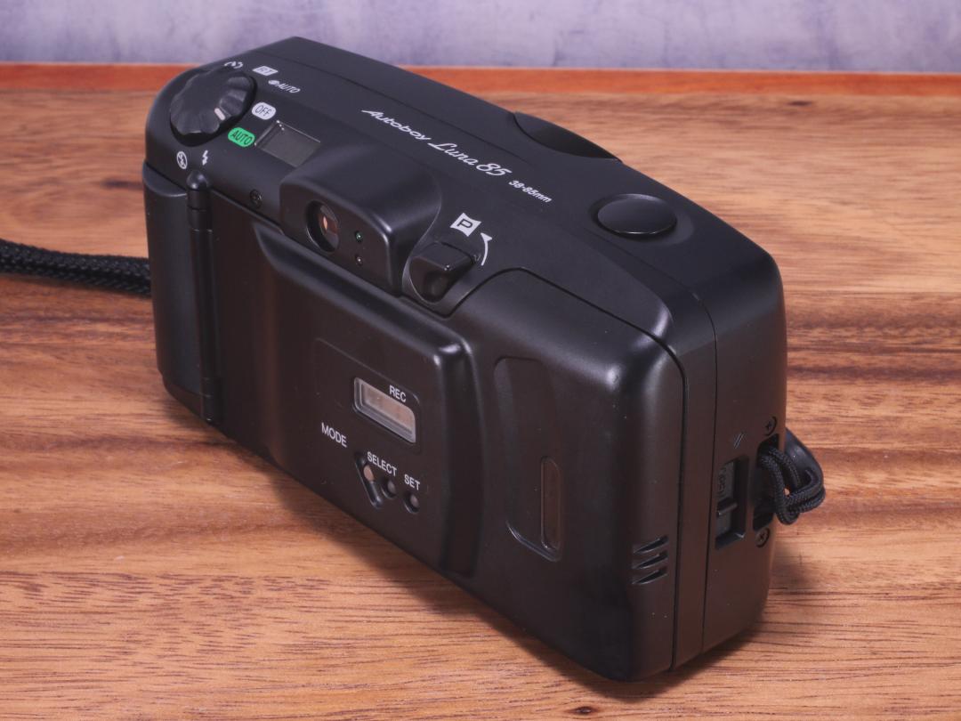 Canon Autoboy Luna 85 | Totte Me Camera