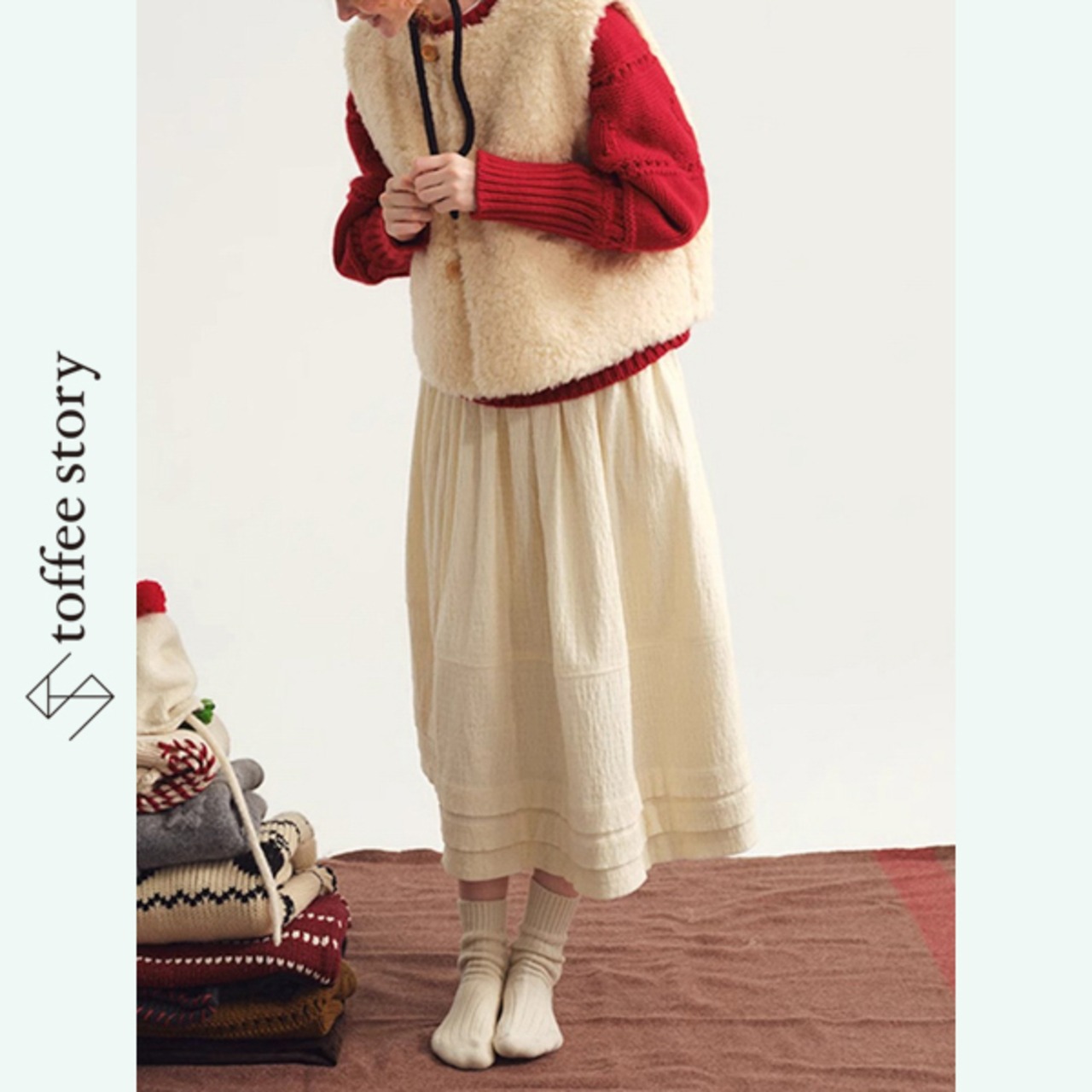 「まどろみベリーと月夜の羊」リバーシブルベストとコーデュロイスカートのセットアップ《P0324》