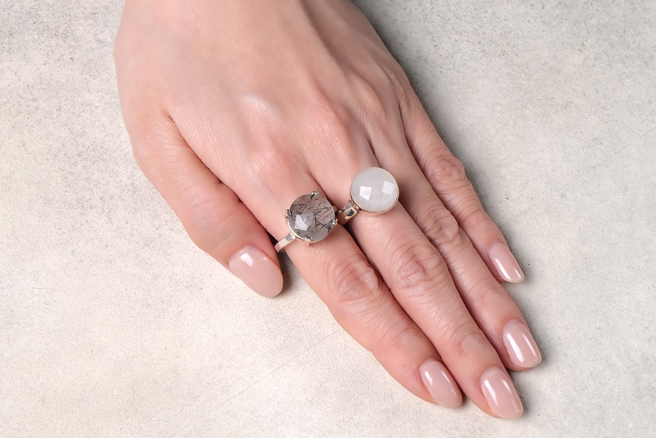 SINGLE STONE NON-ADJUSTABLE RING 067