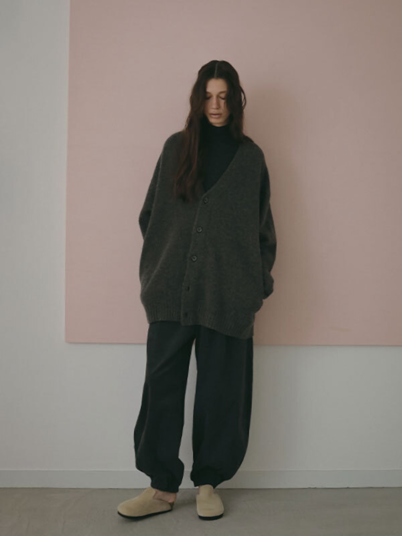 ETRE TOKYO コーデュロイカーブジョガーパンツ 2色展開