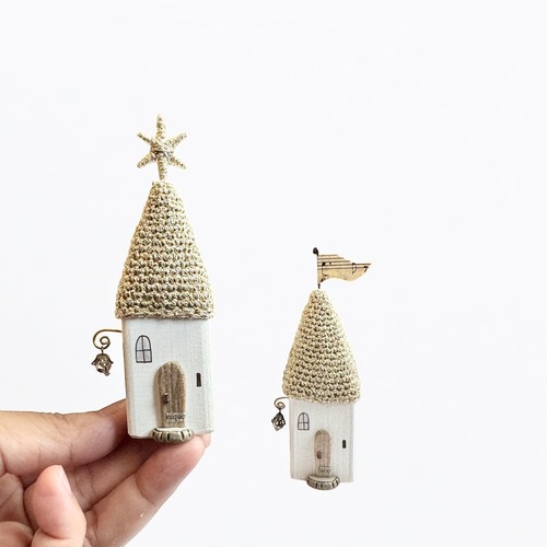 こうの　えみ　ミニ　とんがり旗　星　473 474  金色屋根