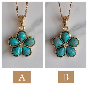 Plumeria  turquoise necklace Hawaiianjewelry("マトリックスあり"ハワイアンジュエリーＵＳＡアリゾナ州・キングマン産ターコイズプルメリアネックレス)